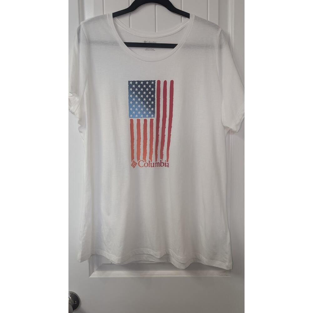 Columbia White American Flag Graphic Logo Round Neck Short Sleeve T-Shirt Women